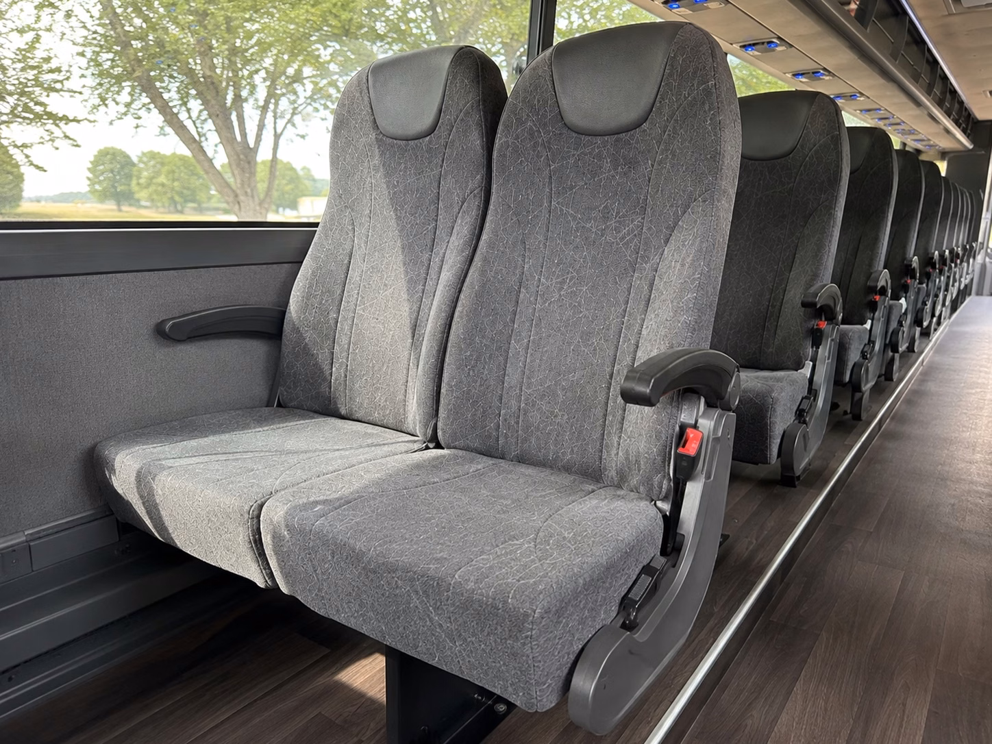 surprise sports teams and fan groups travel better by charter bus